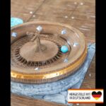 Spieltisch des Royalen Hofes - Königlicher Spaß für Zuhause